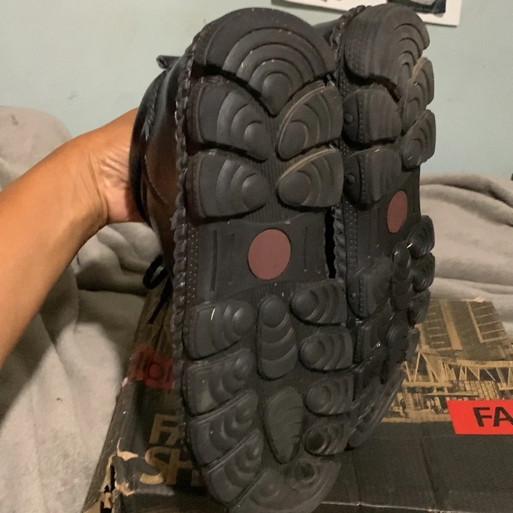 Fashion Boots - Picture 3 of 4